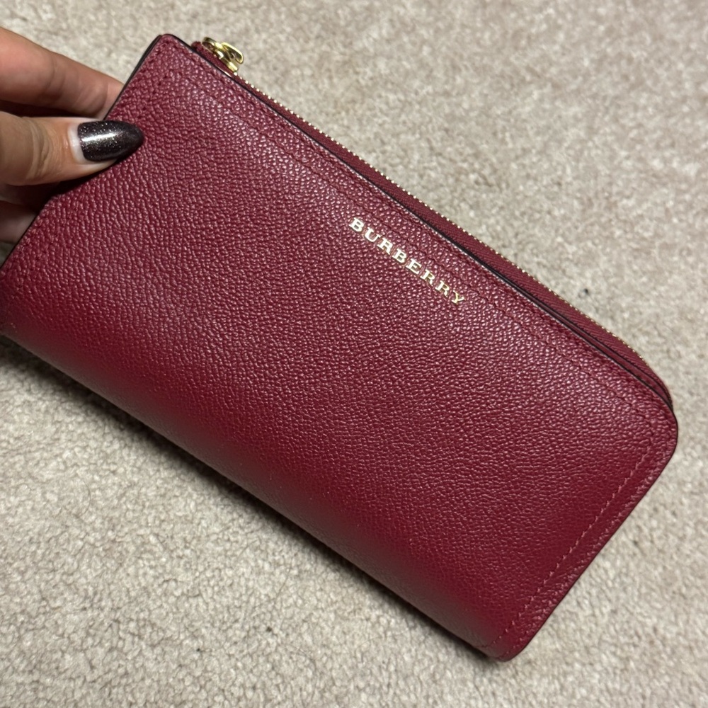 Burberry wallet
